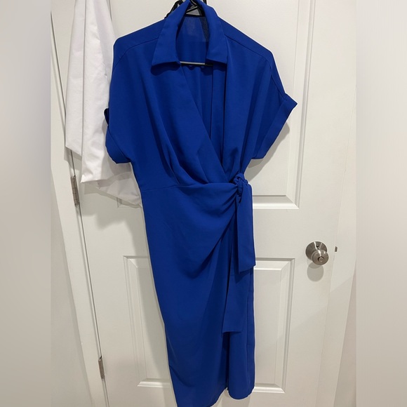 Dresses & Skirts - Royal blue medium maxi wrap dress
